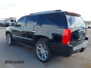 2013 Cadillac Escalade Platinum Edition with VIN 1GYS4DEF8DR302844, listed as a IAAI auction lot 41726120 with 167,425 mi miles. Bid and sale history available at carsss.com. Image 14.