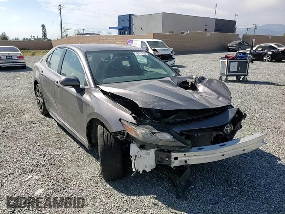 2022 Toyota Camry SE with VIN 4T1G11AK4NU684242, listed as a Copart auction lot 52461515 with 53,933 mi miles and Salvage Title. Bid and sale history available at DreamBid. Image 10.