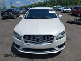 2017 Lincoln MKZ Hybrid Select z VIN 3LN6L5LUXHR600982, wystawiony jako IAAI lot #42266287 z przebiegiem 201 450 mil mil oraz . Historia ofert i sprzedaży dostępna na DreamBid. Obrazek 12.