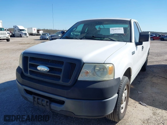 2007 Ford F-150 XL with VIN 1FTRF12217NA59906, listed as a IAAI auction lot 41685961 with 81,976 mi miles. Bid and sale history available at carsss.com. Image 2.