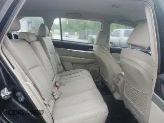 2011 Subaru Outback 2.5i z VIN 4S4BRBAC9B3353790, wystawiony jako Copart lot #57381165 z przebiegiem 175 761 mil mil oraz Szkody całkowita. Historia ofert i sprzedaży dostępna na DreamBid. Obrazek 11.