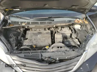 2011 Toyota Sienna XLE с VIN 5TDDK3DC3BS005680, выставлен на аукционе Copart как лот 88833815 с пробегом 256 679 миль миль и Списание • Salvage title. История ставок и продаж доступна на DreamBid. Изображение 12.