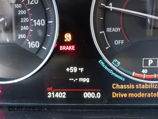 2019 BMW 4 Series 440i xDrive with VIN WBA4J7C52KBM75345, listed as a IAAI auction lot 40613703 with 31,402 mi miles and . Bid and sale history available at carsss.com. Image 15.