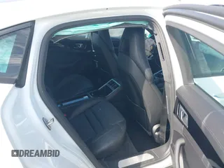 2019 Porsche Panamera с VIN WP0AA2A72KL101325, выставлен на аукционе IAAI как лот 41478509 с пробегом 32 946 миль миль и . История ставок и продаж доступна на DreamBid. Изображение 8.