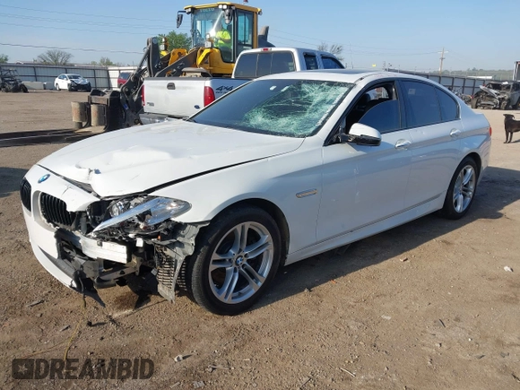2015 BMW 5 Series 528i xDrive with VIN WBA5A7C58FD626221, listed as a IAAI auction lot 41984654 with 157,578 mi miles and . Bid and sale history available at carsss.com. Image 2.