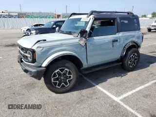 2021 Ford Bronco with VIN 1FMDE5AP0MLA98152, listed as a Copart auction lot 59542394 with 10,907 mi miles and Salvage Title. Bid and sale history available at DreamBid. Image 1.