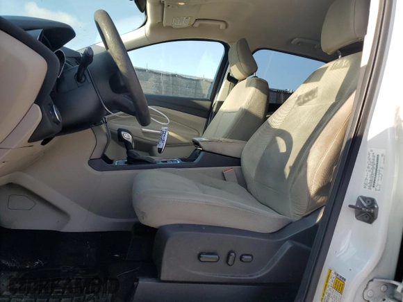 2019 Ford Escape SE z VIN 1FMCU9GD9KUA02481, wystawiony jako Copart lot #57919925 z przebiegiem 63 874 mil mil oraz Czysty tytuł • Clean title. Historia ofert i sprzedaży dostępna na DreamBid. Obrazek 7.