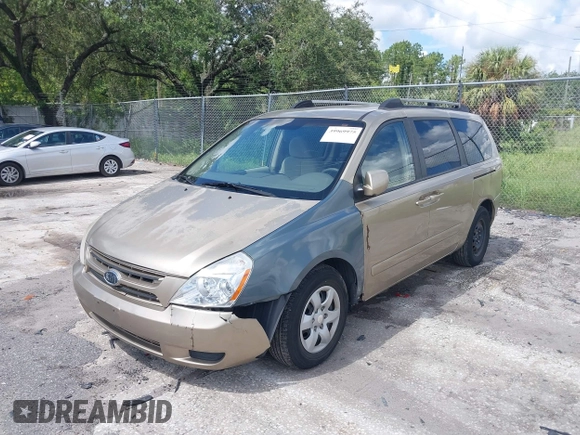 2006 Kia Sedona LX with VIN KNDMB233766055029, listed as a IAAI auction lot 39969975 with 189,090 mi miles. Bid and sale history available at carsss.com. Image 2.