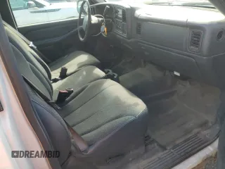 2002 Chevrolet Silverado 1500 Commercial with VIN 1GCEC14W22Z103551, listed as a Copart auction lot 55684265 with 272,079 mi miles and Clean Title. Bid and sale history available at DreamBid. Image 8.