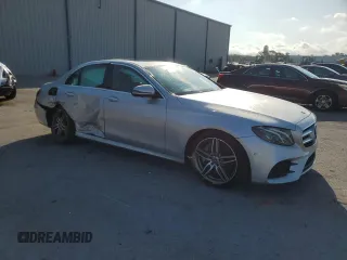 2020 Mercedes-Benz E 350 z VIN W1KZF8DB2LA828359, wystawiony jako Copart lot #55533875 z przebiegiem 120 930 mil mil oraz Szkoda całkowita • Salvage title. Historia ofert i sprzedaży dostępna na DreamBid. Obrazek 4.