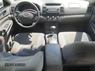 2006 Toyota Camry STD z VIN 4T1BE32K66U660454, wystawiony jako Copart lot #59991605 z przebiegiem 321 820 mil mil oraz Czysty tytuł • Clean title. Historia ofert i sprzedaży dostępna na DreamBid. Obrazek 8.