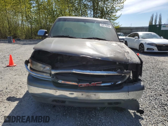 2000 GMC New Sierra 1500 SLE with VIN 2GTEK19T0Y1321300, listed as a Copart auction lot 53576455 with 0 mi miles and Salvage Title. Bid and sale history available at carsss.com. Image 5.