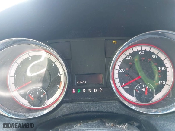 2014 Dodge Grand Caravan SXT with VIN 2C4RDGCGXER451799, listed as a IAAI auction lot 41625716 with 196,198 mi miles. Bid and sale history available at carsss.com. Image 7.