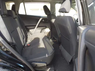 2016 Toyota RAV4 XLE with VIN 2T3WFREV7GW255784, listed as a IAAI auction lot 41266085 with 87,426 mi miles. Bid and sale history available at carsss.com. Image 8.