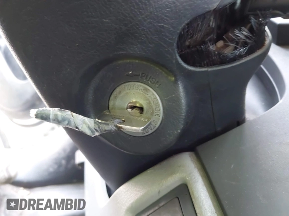 2010 Toyota Tundra with VIN 5TFLU5F10AX022832, listed as a IAAI auction lot 42504366 with 223,392 mi miles and . Bid and sale history available at DreamBid. Image 11.