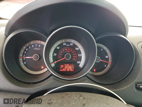 2010 Kia Forte EX z VIN KNAFU4A25A5230589, wystawiony jako Copart lot #55386055 z przebiegiem 201 875 mil mil oraz Szkoda całkowita • Salvage title. Historia ofert i sprzedaży dostępna na DreamBid. Obrazek 9.