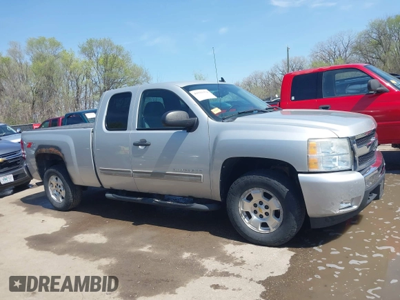 2011 Chevrolet Silverado 1500 LT with VIN 1GCRKSE39BZ388702, listed as a IAAI auction lot 41921374 with 124,322 mi miles and . Bid and sale history available at DreamBid. Image 14.