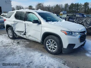 2021 Chevrolet Traverse LS with VIN 1GNEVFKW4MJ205324, listed as a IAAI auction lot 41337141 with 39,783 mi miles. Bid and sale history available at carsss.com. Image 1.