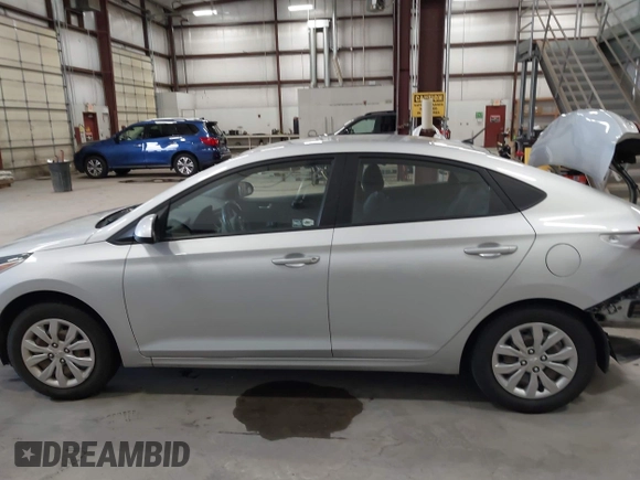 2018 Hyundai Accent SE with VIN 3KPC24A37JE034940, listed as a IAAI auction lot 41927667 with 87,906 mi miles. Bid and sale history available at carsss.com. Image 15.