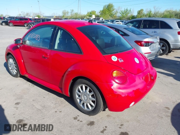 2005 Volkswagen New Beetle Coupe GLS with VIN 3VWCK31C75M414315, listed as a IAAI auction lot 42113783 with 133,204 mi miles. Bid and sale history available at carsss.com. Image 3.