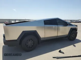 2024 Tesla Cybertruck z VIN 7G2CEHED5RA004336, wystawiony jako Copart lot #61506604 z przebiegiem 4743 mil mil oraz Szkody całkowita. Historia ofert i sprzedaży dostępna na DreamBid. Obrazek 3.