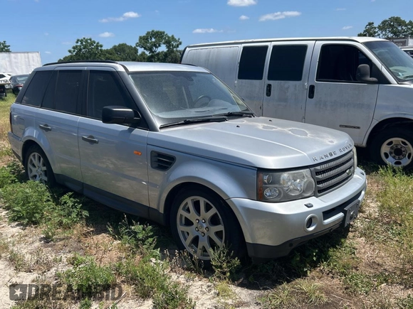 2008 Land Rover Range Rover Sport HSE with VIN SALSK25428A171759, listed as a Copart auction lot 55530215 with 169,102 mi miles and Clean Title. Bid and sale history available at carsss.com. Image 1.