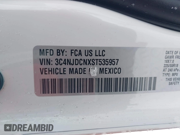 2025 Jeep Compass Limited with VIN 3C4NJDCNXST535957, listed as a IAAI auction lot 41227574 with 1,084 mi miles and . Bid and sale history available at DreamBid. Image 9.