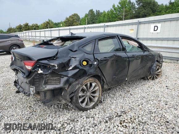 2016 Chrysler 200 S z VIN 1C3CCCBB9GN133054, wystawiony jako Copart lot #57233885 z przebiegiem Nie podano mil oraz Szkoda całkowita • Salvage title. Historia ofert i sprzedaży dostępna na DreamBid. Obrazek 3.