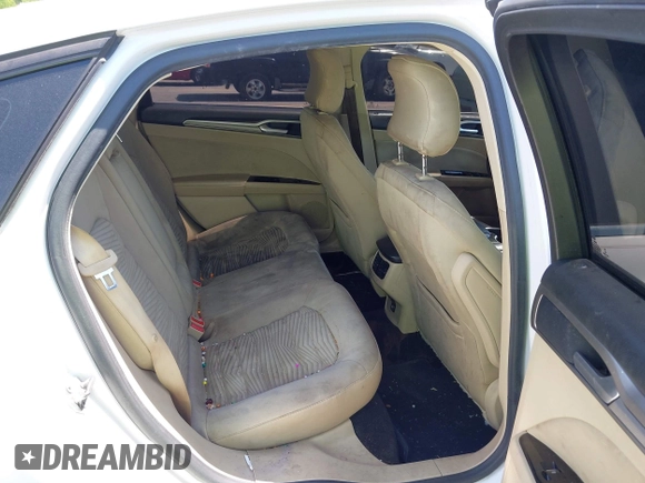 2016 Ford Fusion SE with VIN 3FA6P0H79GR310901, listed as a IAAI auction lot 42079623 with 192,105 mi miles. Bid and sale history available at carsss.com. Image 8.