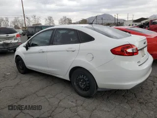 2012 Ford Fiesta S z VIN 3FADP4AJ3CM129398, wystawiony jako Copart lot #44928185 z przebiegiem 175 262 mil mil oraz Czysty tytuł • Clean title. Historia ofert i sprzedaży dostępna na DreamBid. Obrazek 2.