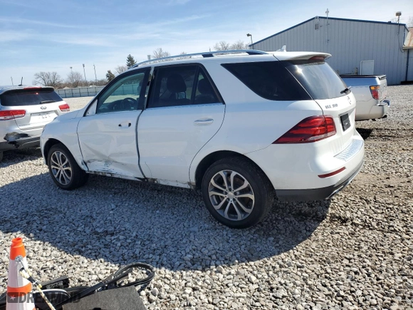 2016 Mercedes-Benz GLE with VIN 4JGDA5JB9GA793777, listed as a Copart auction lot 49690315 with 82,756 mi miles and Salvage Title. Bid and sale history available at carsss.com. Image 2.