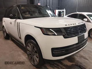 2025 Land Rover Range Rover SE z VIN SALKPBFU1SA280561, wystawiony jako IAAI lot #41487938 z przebiegiem 342 mil mil oraz . Historia ofert i sprzedaży dostępna na DreamBid. Obrazek 1.