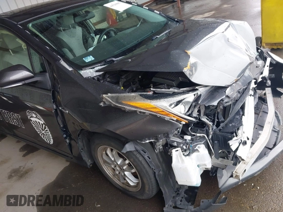 2016 Toyota Prius Two z VIN JTDKBRFU8G3008146, wystawiony jako IAAI lot #41920005 z przebiegiem 116 613 mil mil oraz . Historia ofert i sprzedaży dostępna na DreamBid. Obrazek 18.
