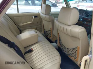 1985 Mercedes-Benz 300 with VIN WDBAB33CXFA233598, listed as a IAAI auction lot 41975316 with 149,707 mi miles and . Bid and sale history available at DreamBid. Image 8.