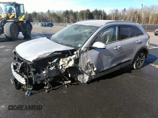 2020 Kia Niro EX with VIN KNDCC3LG1L5076154, listed as a IAAI auction lot 38402791 with Not Provided miles and . Bid and sale history available at DreamBid. Image 18.