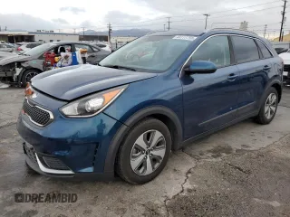 2017 Kia Niro LX with VIN KNDCB3LC7H5096920, listed as a Copart auction lot 44117755 with 104,808 mi miles and Salvage Title. Bid and sale history available at carsss.com. Image 1.