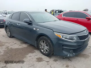 2016 Kia Optima LX z VIN KNAGT4L30G5070000, wystawiony jako IAAI lot #42169747 z przebiegiem 267 498 mil mil oraz . Historia ofert i sprzedaży dostępna na DreamBid. Obrazek 13.