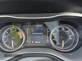 2019 Jeep Cherokee Altitude with VIN 1C4PJLLX0KD383858, listed as a IAAI auction lot 41414144 with 78,013 mi miles. Bid and sale history available at carsss.com. Image 7.