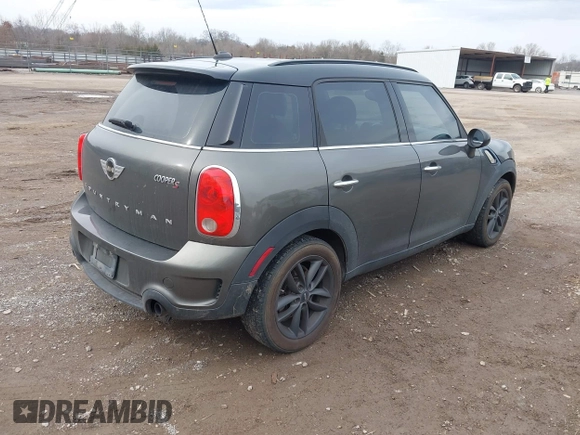 2014 MINI Countryman S with VIN WMWZC3C55EWT00349, listed as a IAAI auction lot 41738181 with 133,662 mi miles and . Bid and sale history available at DreamBid. Image 4.