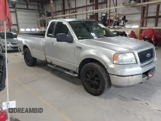 2005 Ford F-150 XL with VIN 1FTRF12W15NA18935, listed as a IAAI auction lot 41942570 with 152,708 mi miles. Bid and sale history available at carsss.com. Image 1.