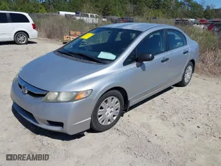 2010 Honda Civic Sdn DX-VP with VIN 2HGFA1F35AH555541, listed as a IAAI auction lot 41854775 with 190,072 mi miles. Bid and sale history available at carsss.com. Image 2.