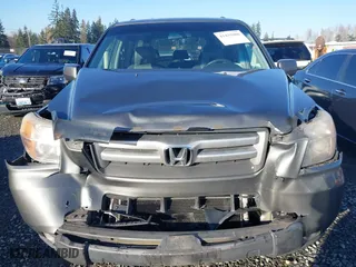2008 Honda Pilot EX-L with VIN 5FNYF18738B026307, listed as a IAAI auction lot 41435086 with 197,695 mi miles. Bid and sale history available at carsss.com. Image 12.