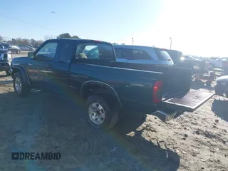 2000 Nissan Frontier XE with VIN 1N6ED26T2YC427520, listed as a IAAI auction lot 41478878 with 215,250 mi miles and . Bid and sale history available at DreamBid. Image 3.