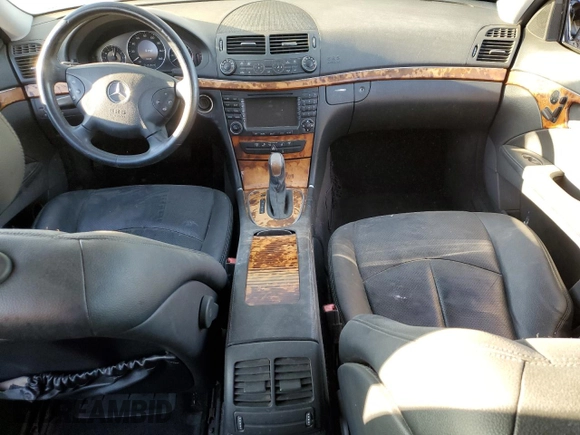 2005 Mercedes-Benz E-Class 3.2L with VIN WDBUF65J55A702240, listed as a Copart auction lot 89293075 with 125,780 mi miles and Salvage Title. Bid and sale history available at carsss.com. Image 8.