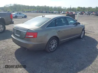 2006 Audi A6 3.2L z VIN WAUDH74F86N095823, wystawiony jako IAAI lot #42095017 z przebiegiem 181 487 mil mil oraz . Historia ofert i sprzedaży dostępna na DreamBid. Obrazek 4.