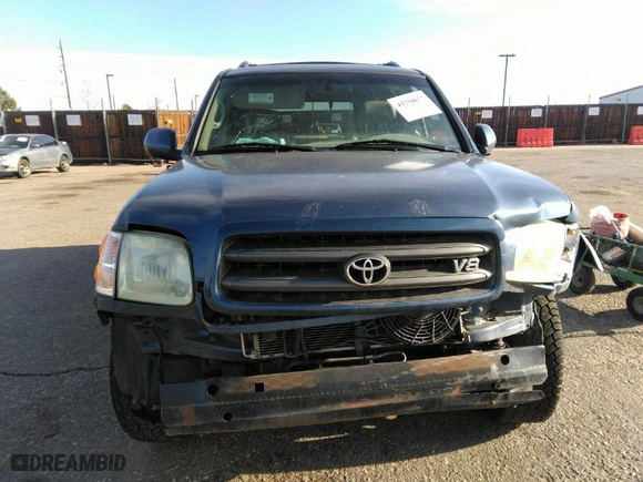 2004 Toyota Sequoia SR5 with VIN 5TDZT34A44S232977, listed as a IAAI auction lot 41750677 with 272,876 mi miles. Bid and sale history available at carsss.com. Image 6.