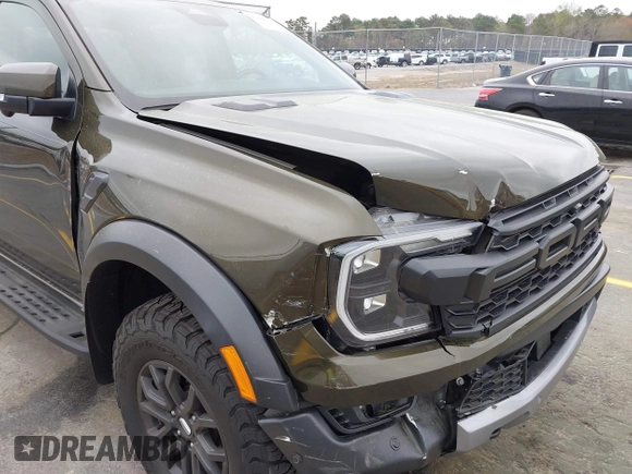 2024 Ford Ranger Raptor with VIN 1FTER4LR6RLE11671, listed as a IAAI auction lot 41821564 with 8,076 mi miles. Bid and sale history available at carsss.com. Image 6.