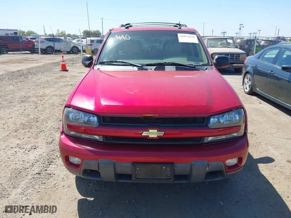 2004 Chevrolet TrailBlazer LT with VIN 1GNDS13S842376090, listed as a IAAI auction lot 42075638 with 112,519 mi miles. Bid and sale history available at carsss.com. Image 6.