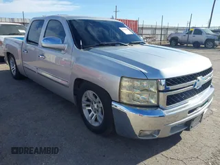 2013 Chevrolet Silverado 1500 LT with VIN 3GCPCSE07DG182002, listed as a IAAI auction lot 41917055 with 170,243 mi miles. Bid and sale history available at carsss.com. Image 1.
