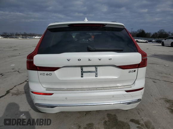 2023 Volvo XC60 Plus Bright Theme with VIN YV4L12RN9P1321783, listed as a Copart auction lot 88428545 with 16,395 mi miles and Salvage Title. Bid and sale history available at carsss.com. Image 6.